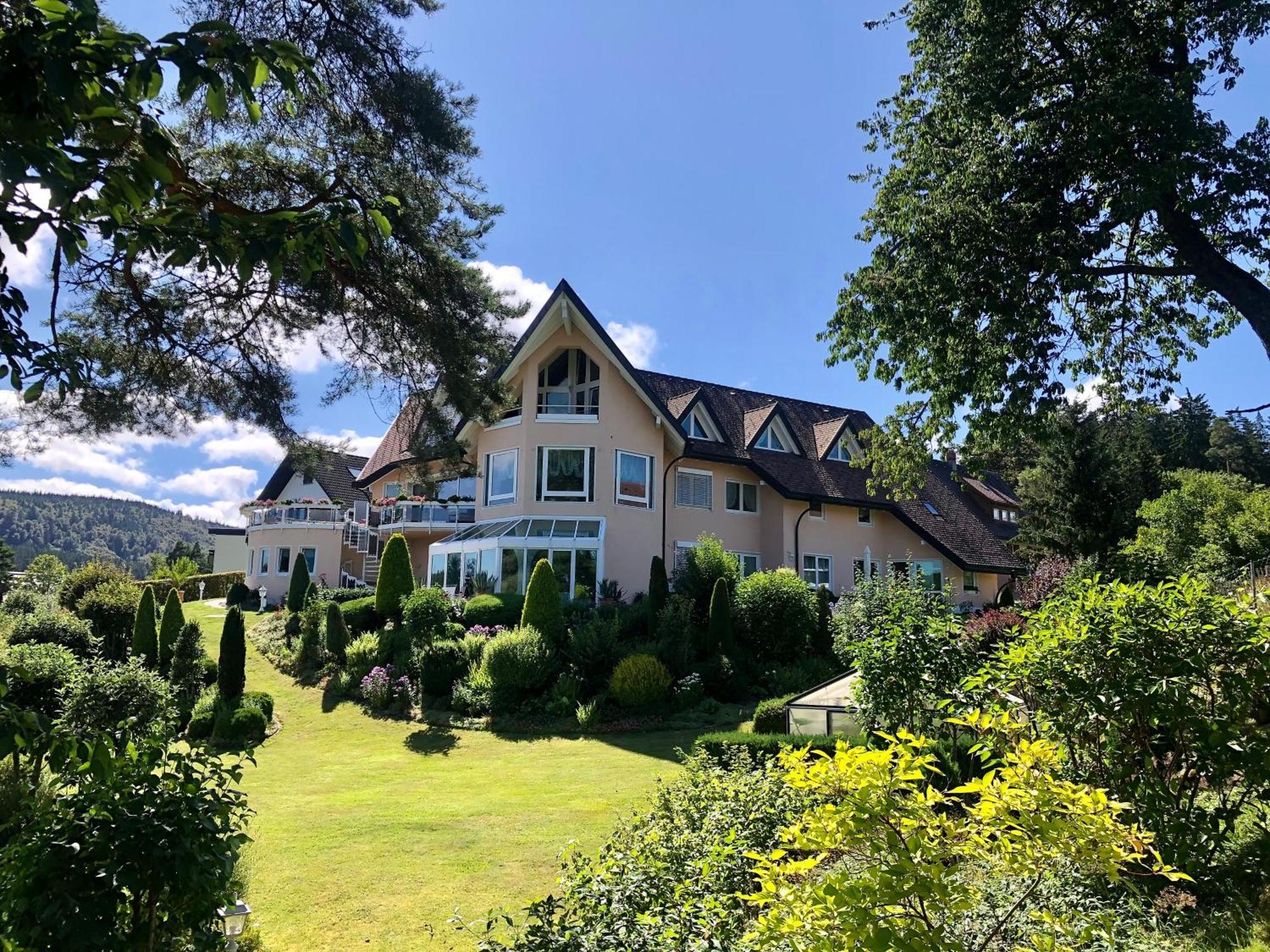 Sunside Ferien Wellness Oase Hotel Apartment'S Schwarzwald Am Schluchsee Exterior photo